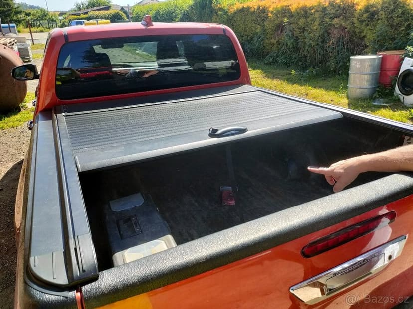 Roleta korby Toyota Hilux od 2015