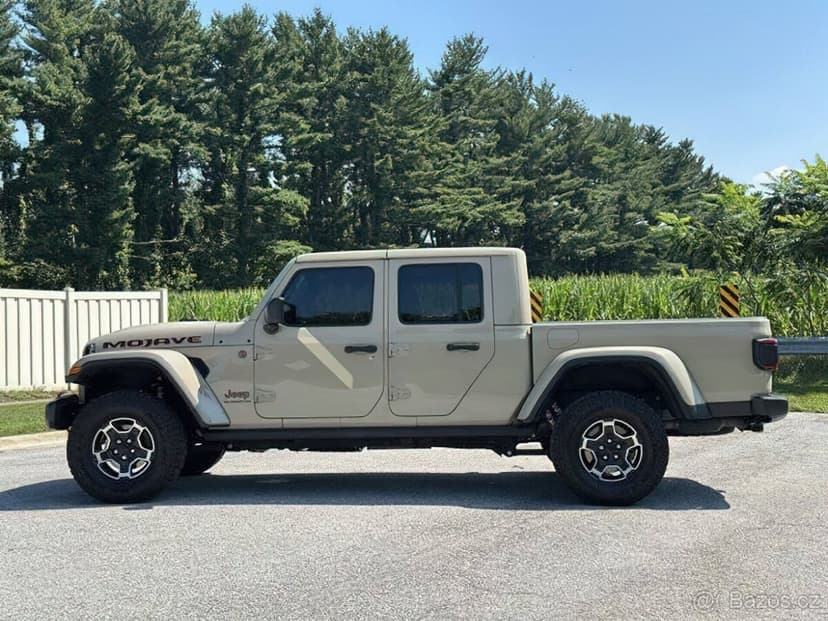 Jeep Gladiator Mojave 2020 (pohon 4x4, automat)