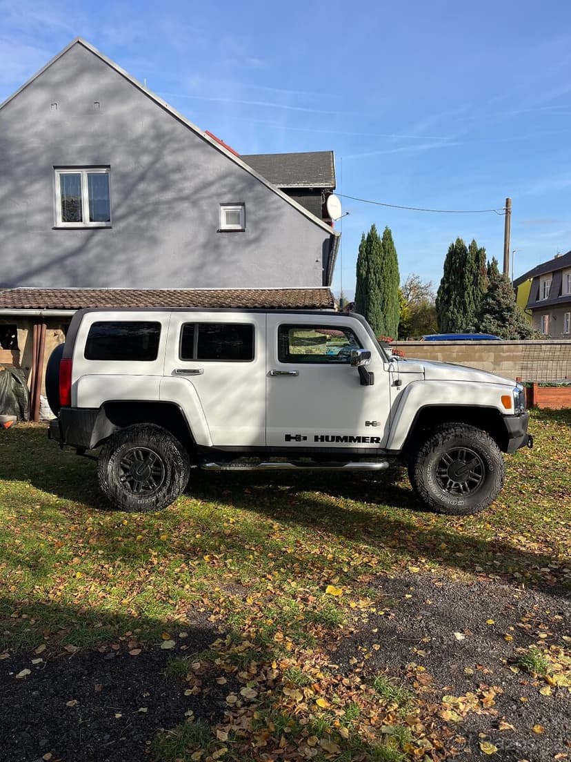 Hummer H3