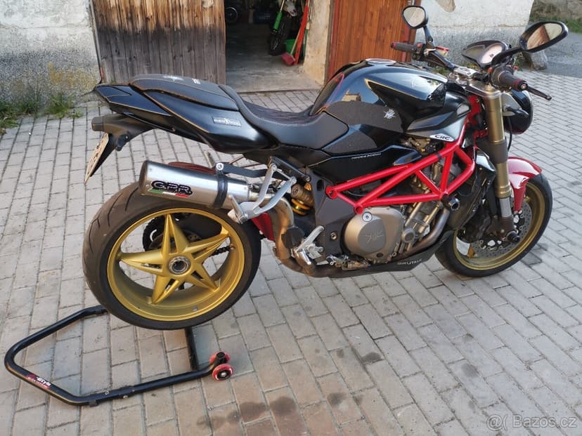 MV Agusta brutale 910S
