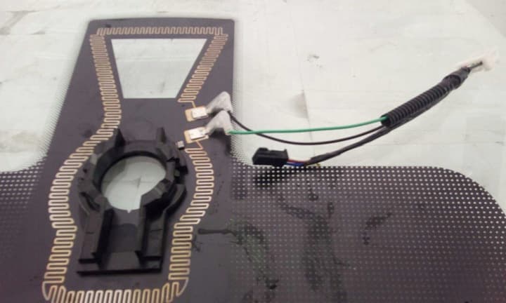 Ford F150 čelní sklo