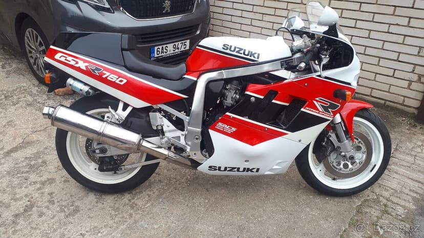 Suzuki GSXR 750