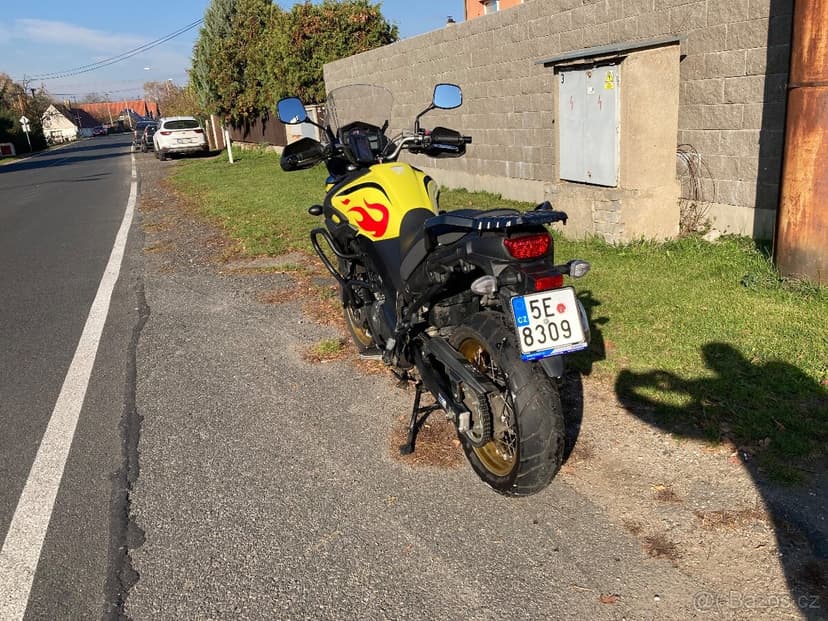 Suzuki V-Strom DL 650 XT