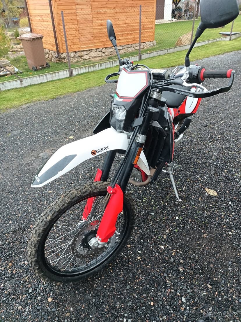 SWM Enduro RS125R