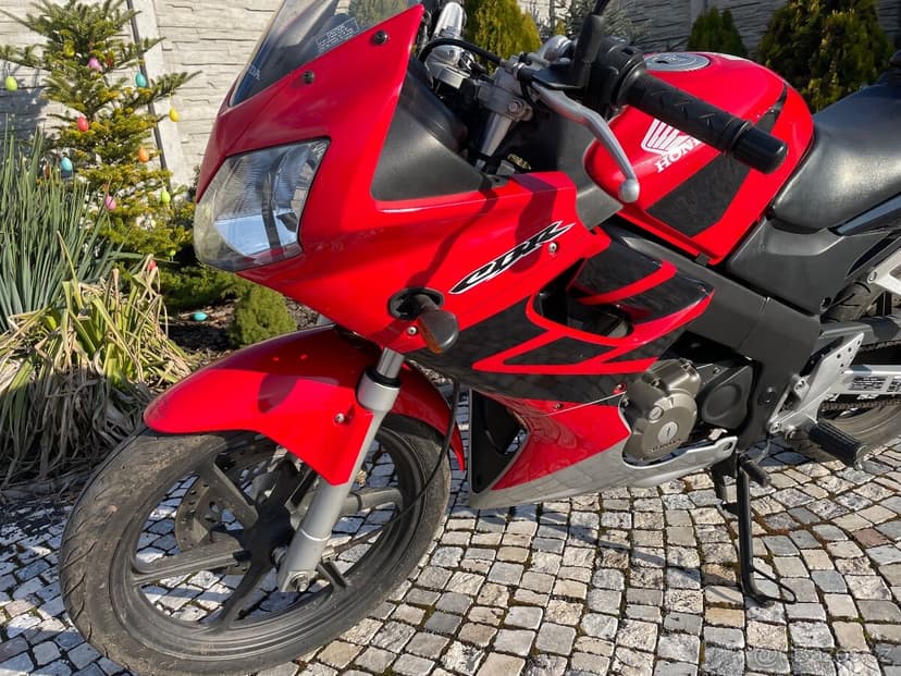 Honda CBR 125  R - rok 2006