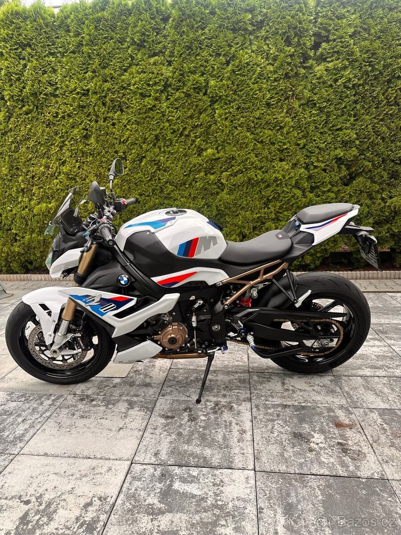 BMW S1000R