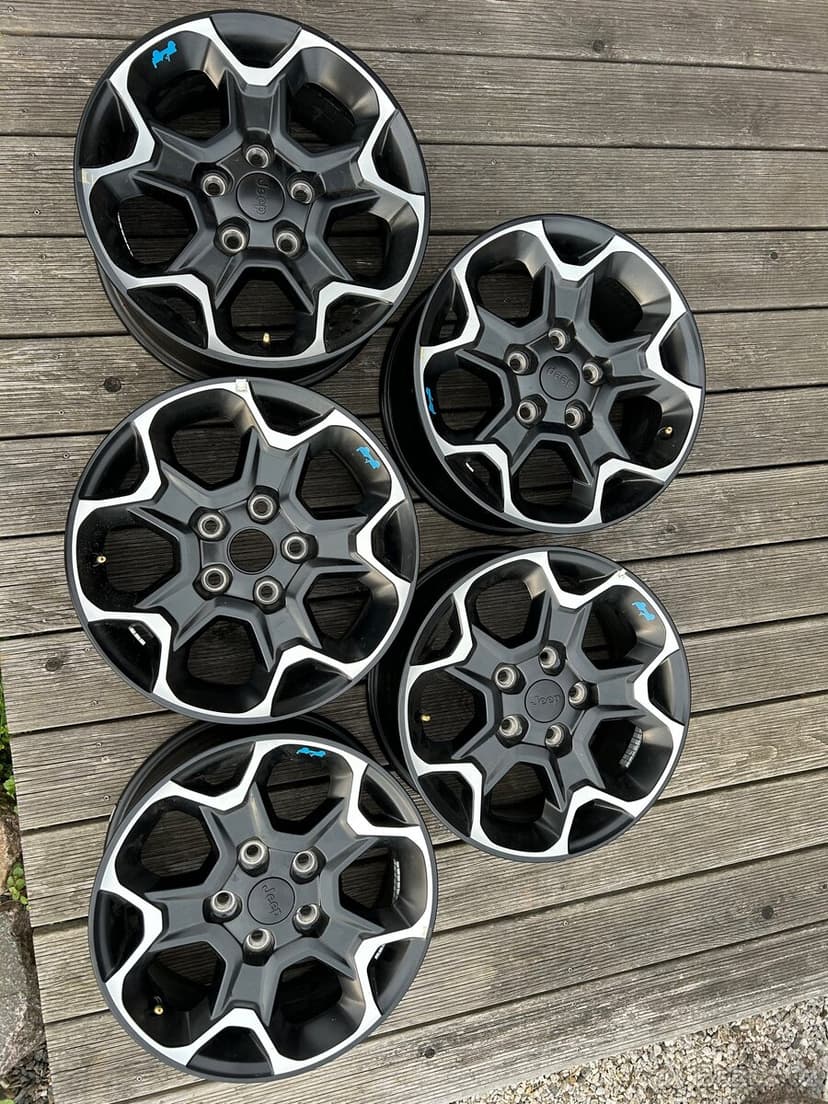 Alu disky kola Jeep Wrangler 5x127 Rubicon nové r17