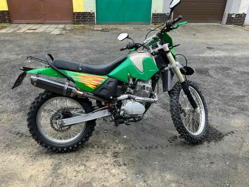 Yuki TR(SM GY3) 125 (250)