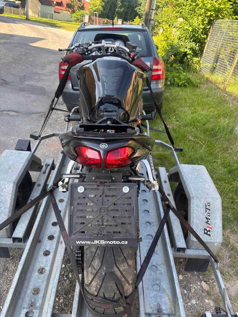 Rozprodam Yamaha Fz1N na nahradni dily