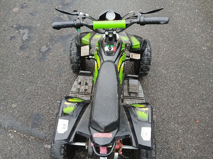 Dětská elektrická čtyřkolka