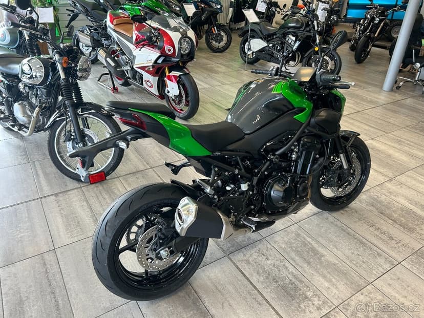 Kawasaki Z 900 2026