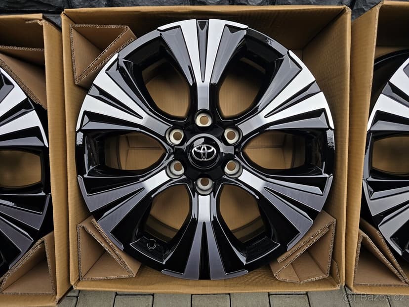 6x139.7 R19 Toyota Hilux Land Cruiser Nepoužite
