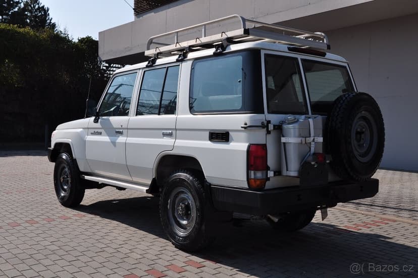 Toyota HZJ 76 LandCruiser - NOVÉ AUTO - 35 km - 4.2 Diesel