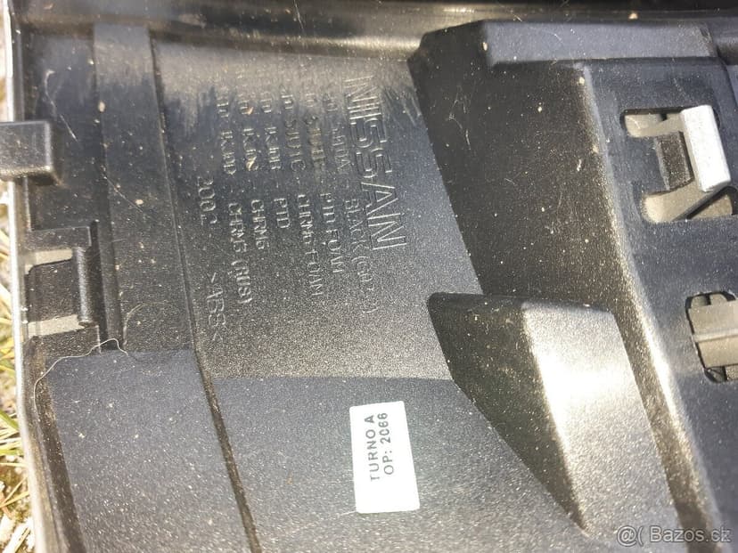 nissan navara naraznik maska