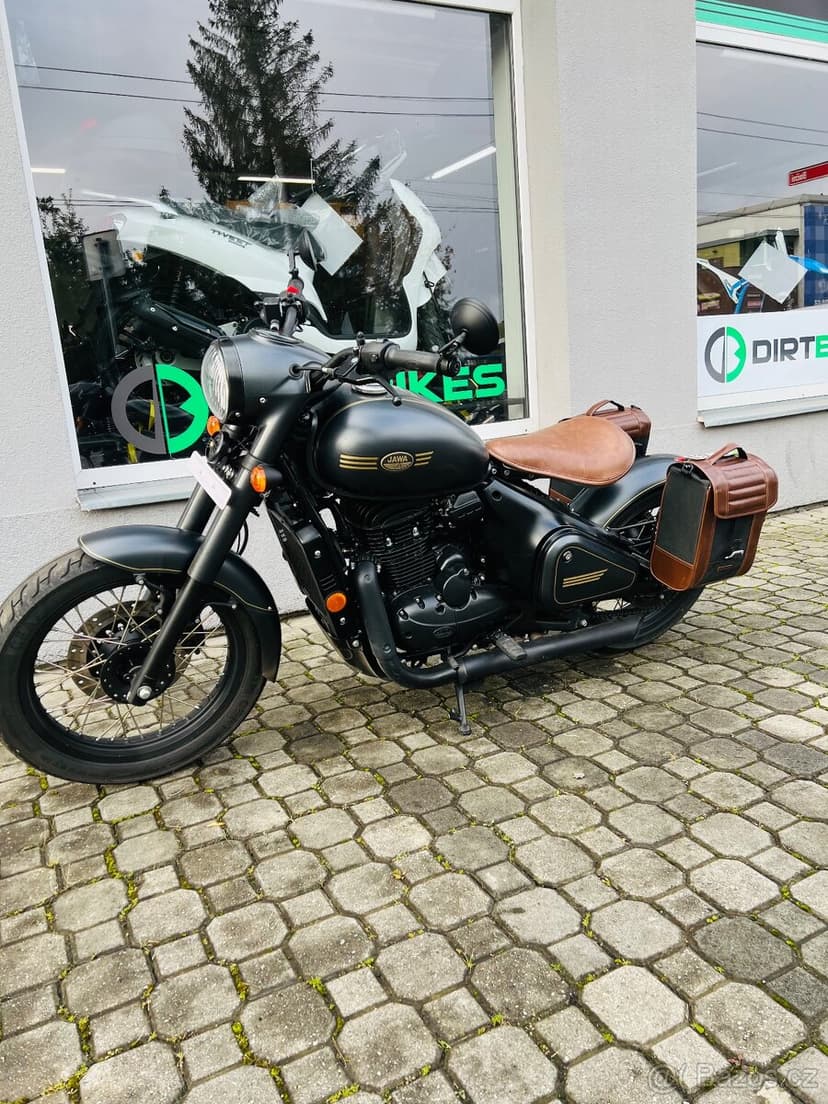 JAWA PÉRÁK + brašny Shad