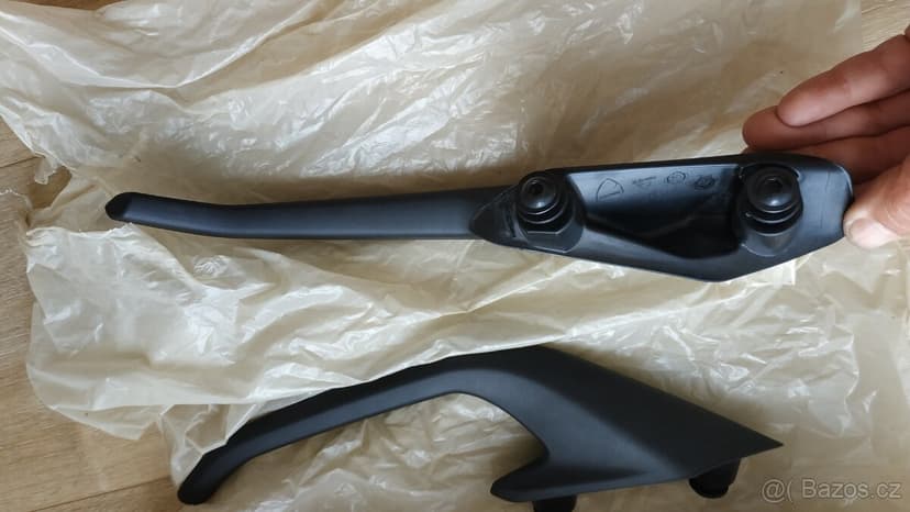 Ducati Monster 937 madla