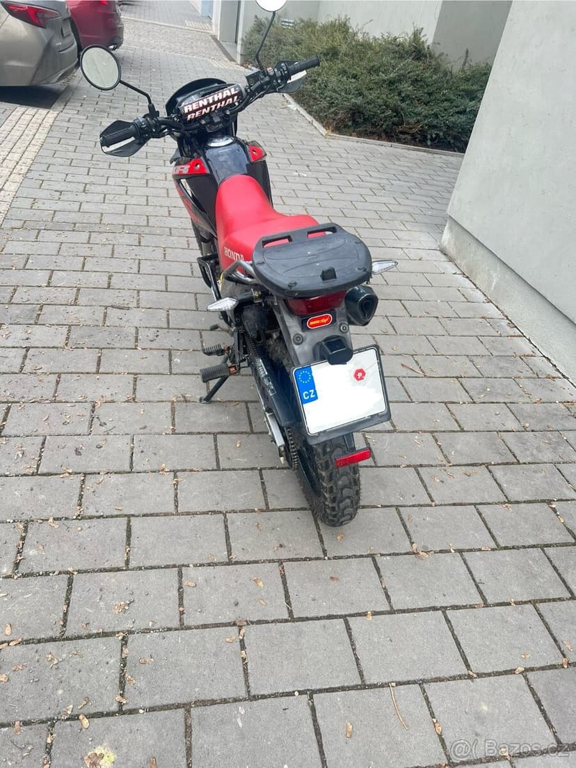 Honda XR125L rok výroby 2005