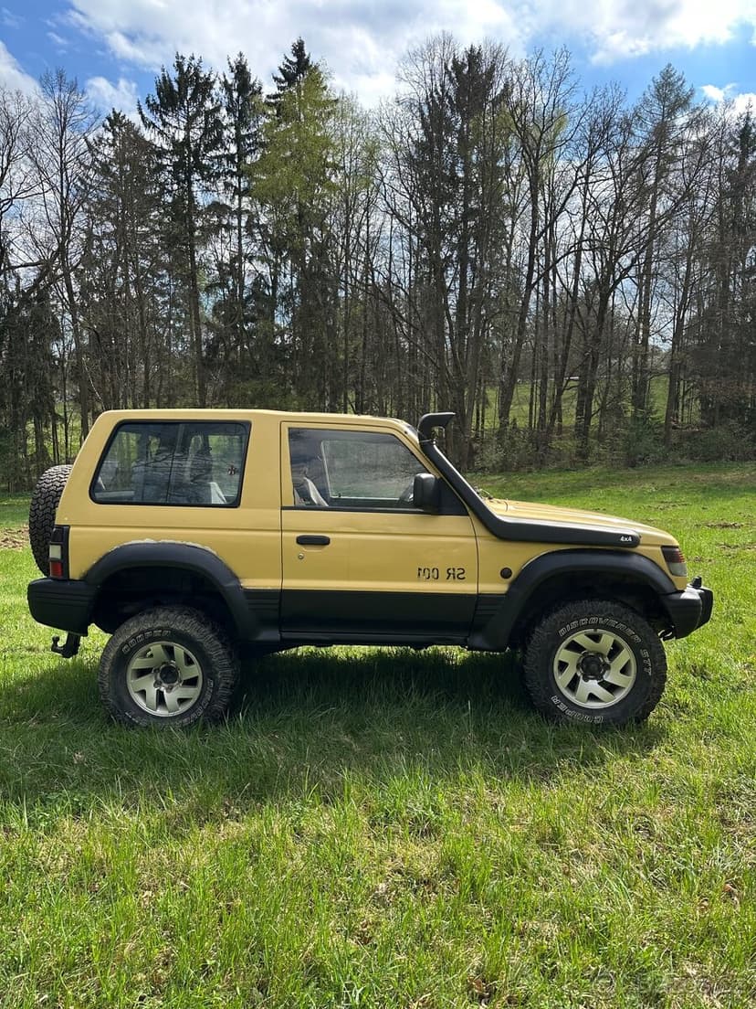 Prodame sve chaluparske Mitsubishi Pajero plnne funkcni