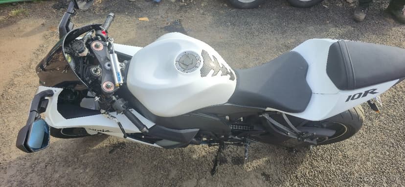 Kawasaki ZX 10R NINJA