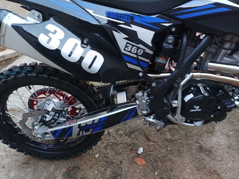 Pitbike Leramotors Killer PRO 300cc H2O – modrá