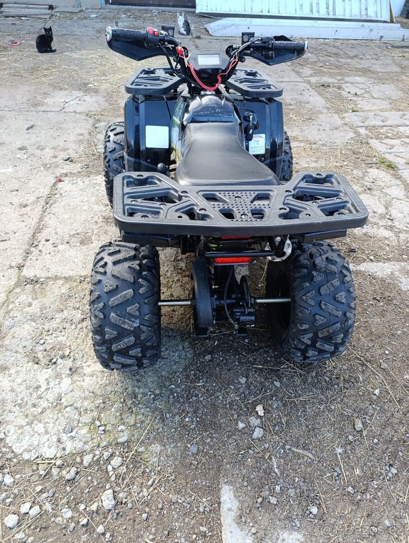 Dětská čtyřkolka