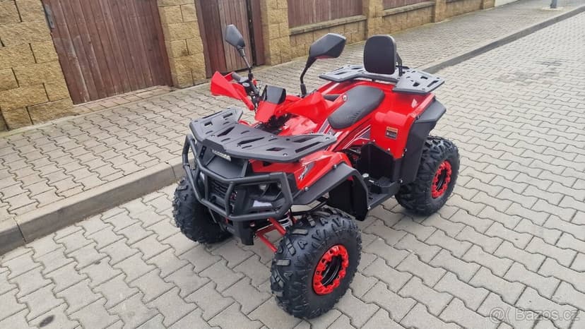 Dětská čtyřtaktní čtyřkolka RockRider 125ccm cervena.