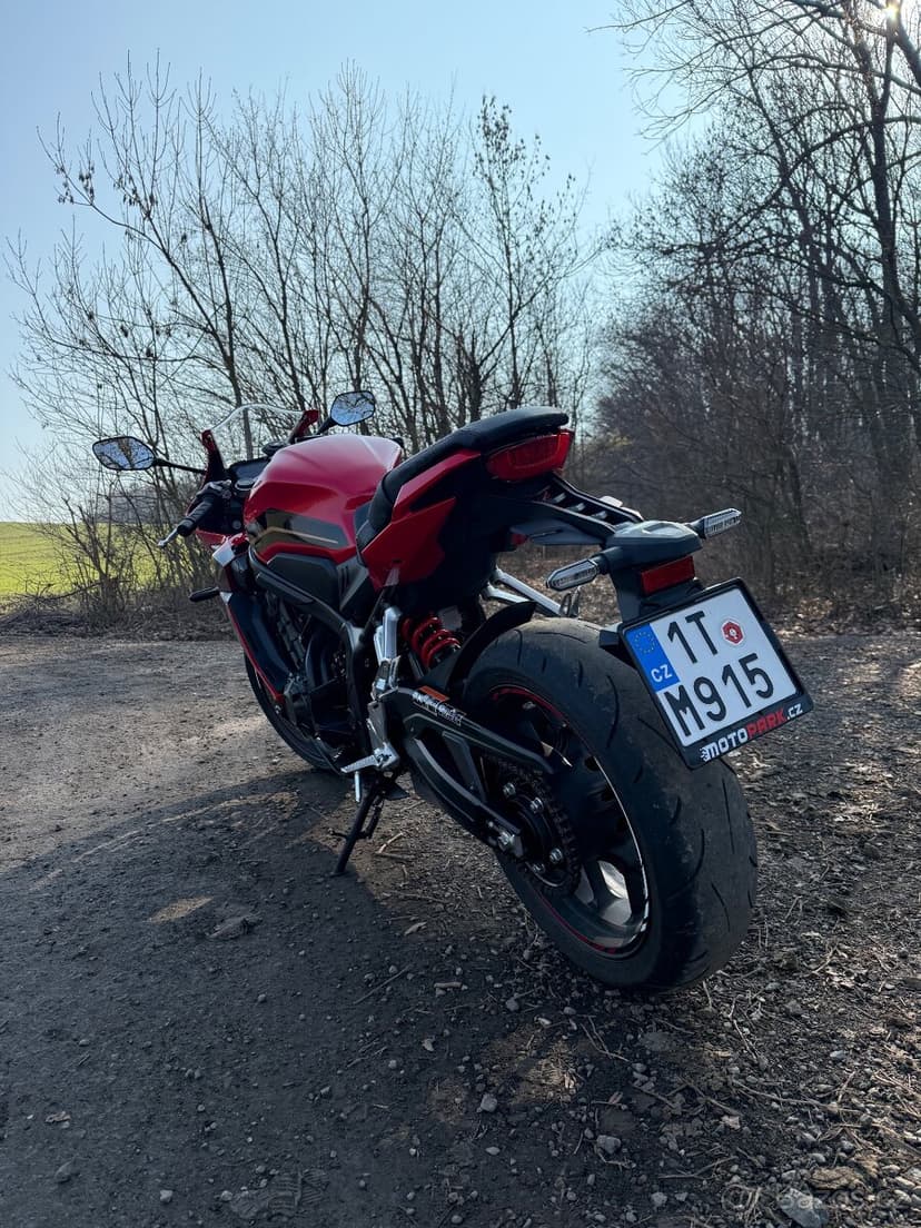 Honda CBR 650R