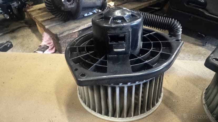 Nissan Patrol y61 díly topení a ventilace