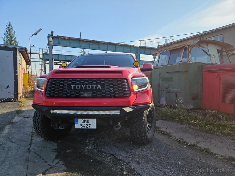 Toyota Tundra 5.7 V8 - odpočet DPH