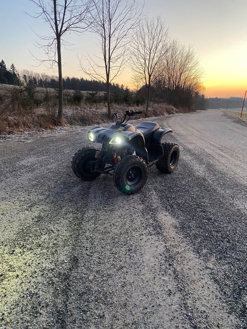 Prodam čtyřkolku ATV 150.