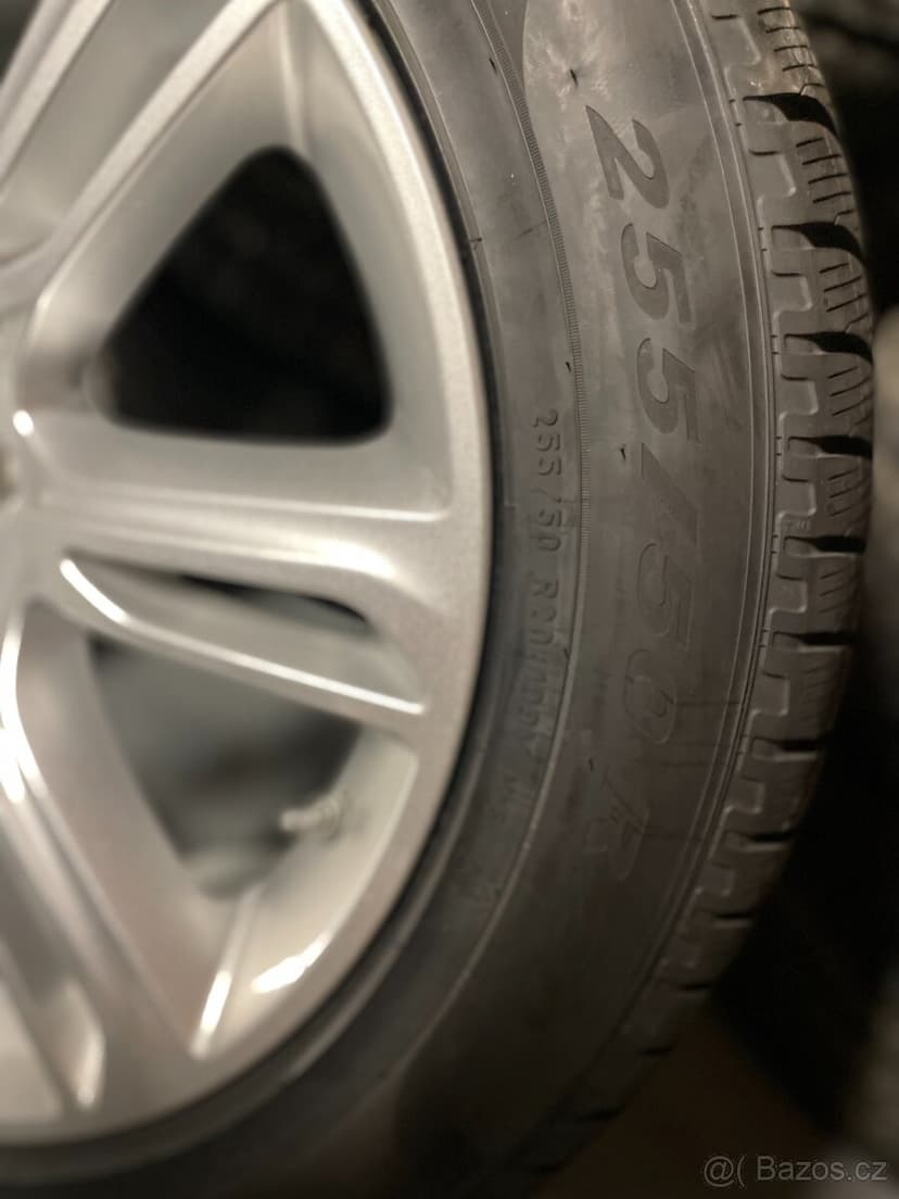 Alu kola + Pneu Land Rover Range Rover VELAR L560