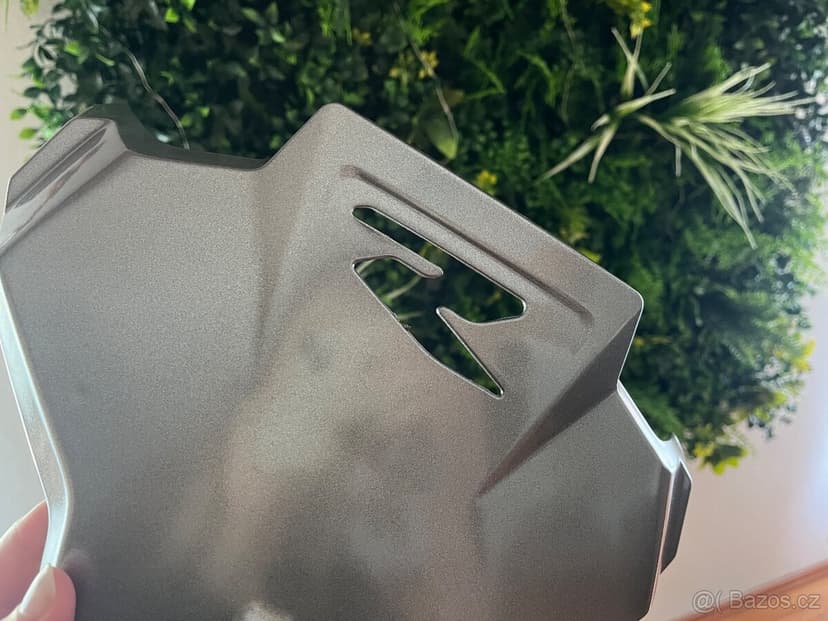 Bmw f900r/xr - Kryt zadního sedadla