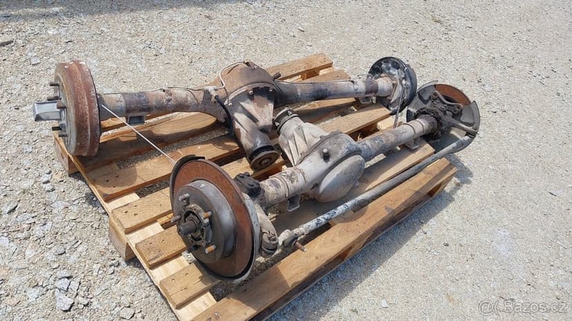 Suzuki Samurai – Nápravy široké