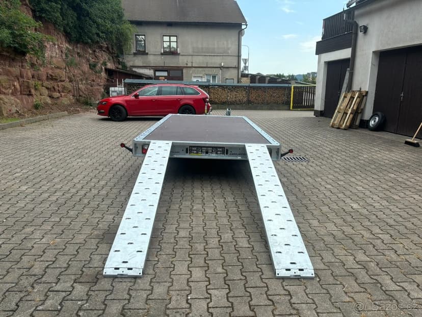 AUTOPŘEPRAVNÍK/PODVAL 2700kg