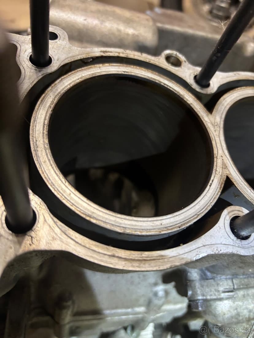 Valce a kartery na Yamaha R1 98-03 N501E N503E N507E