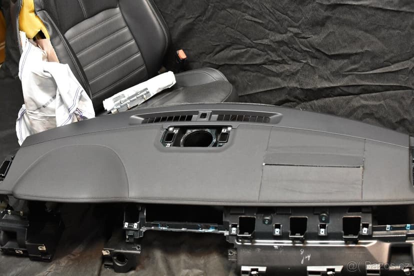 Land Rover Palubní deska Bezpečnostní pás Airbag