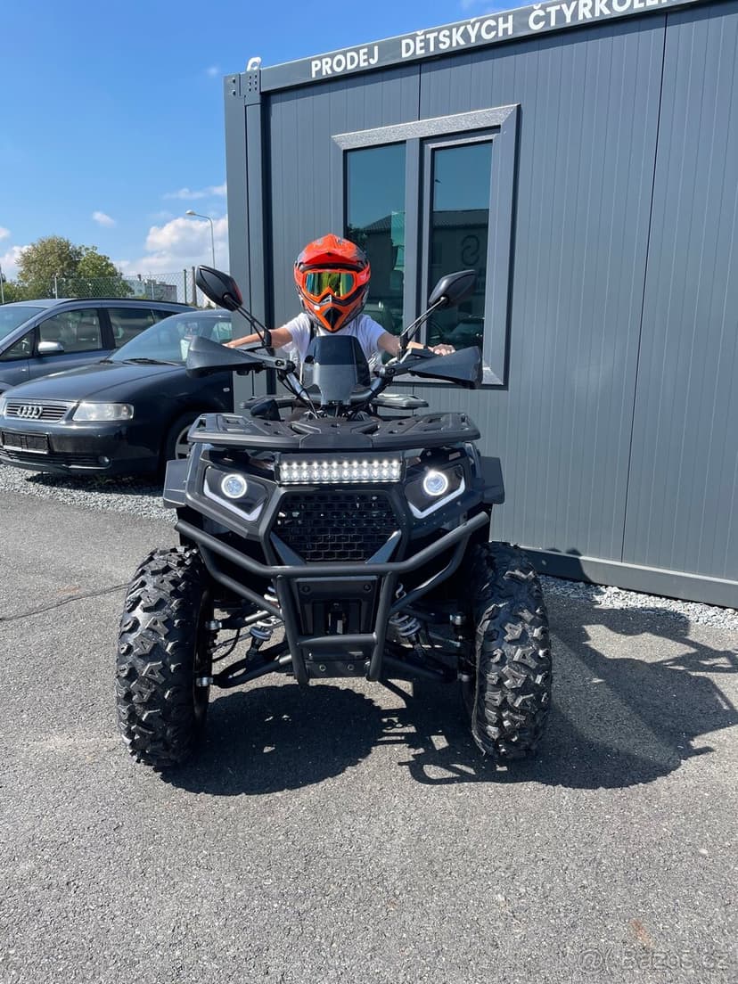 Čtyřkolka Armour 200cc 1G10 CVT - CARBON