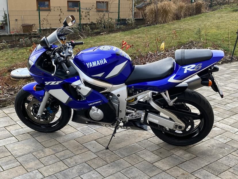 Yamaha r6 , 20000 km top stav