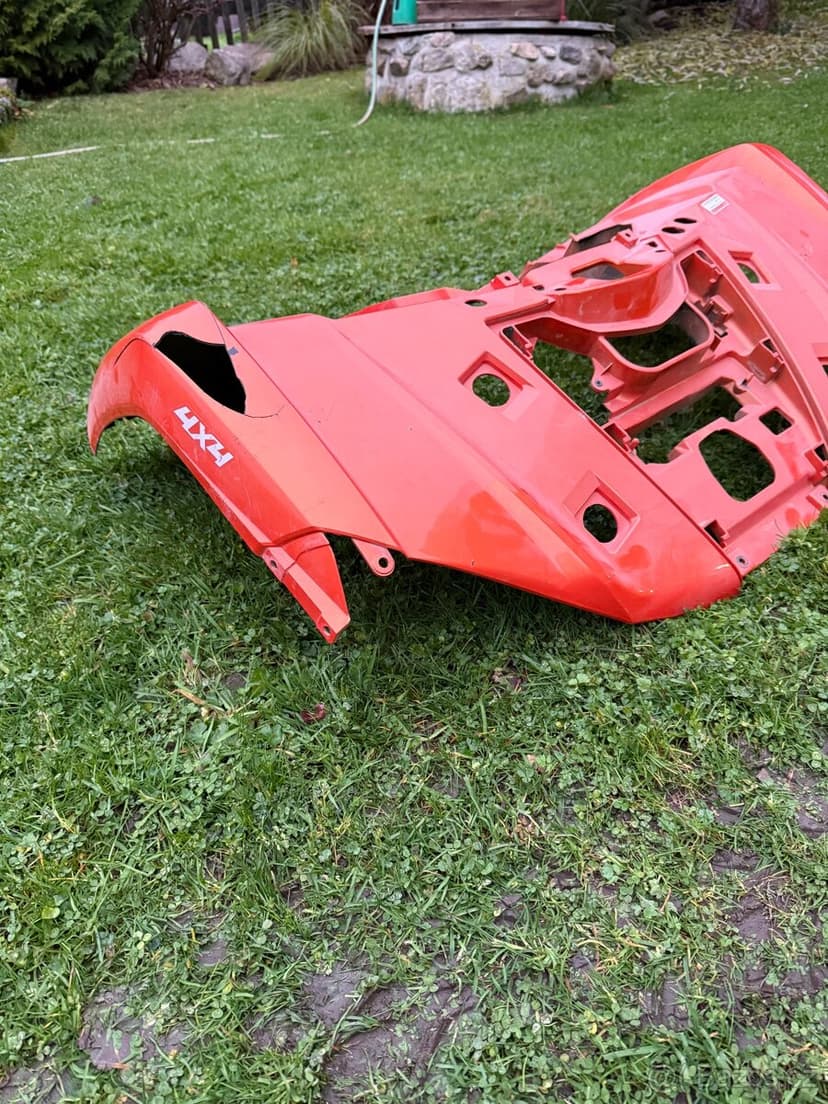 CF Moto přední plastové krytí