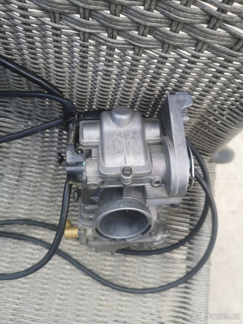 Honda CRF 450R, 2007, karburátor.