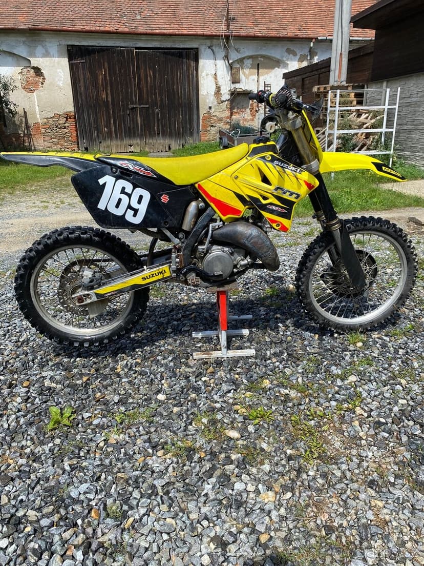 Suzuki rm 125