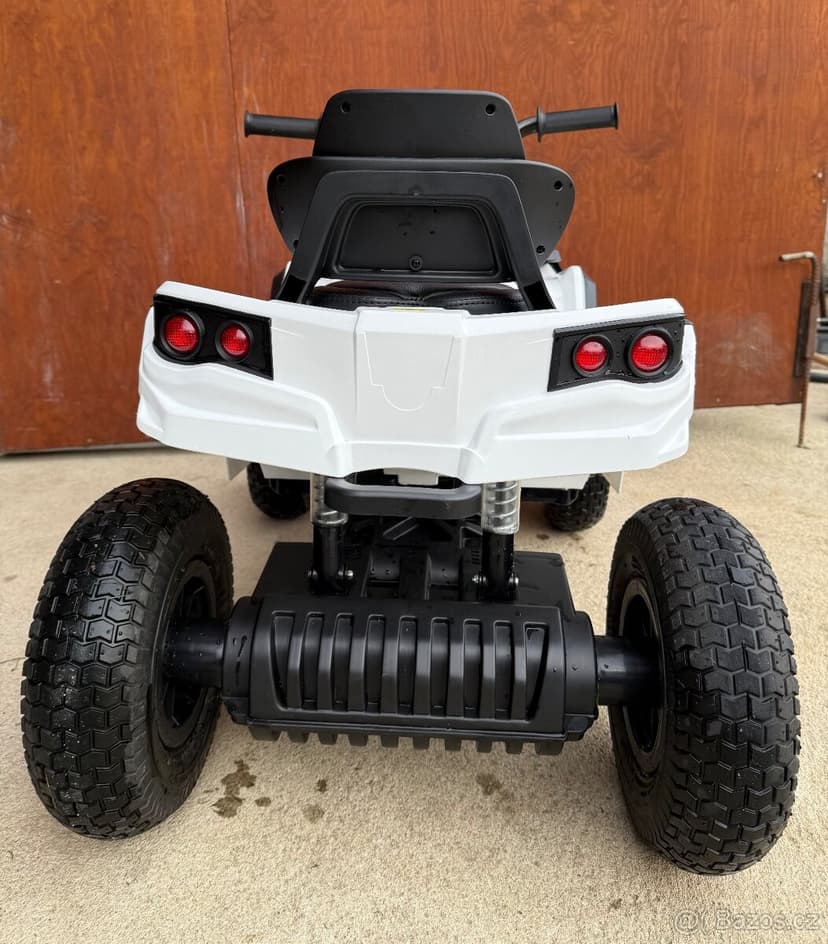 Dětská elektrická čtyřkolka