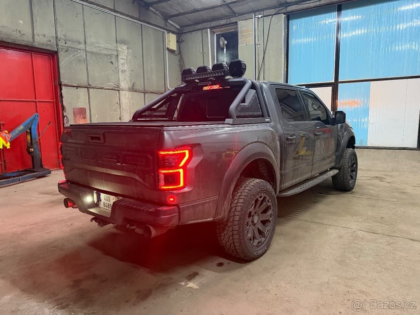 Ford F-150 Raptor|3.5V6|336kW|4x4|DPH|NEHAVAROVANÉ