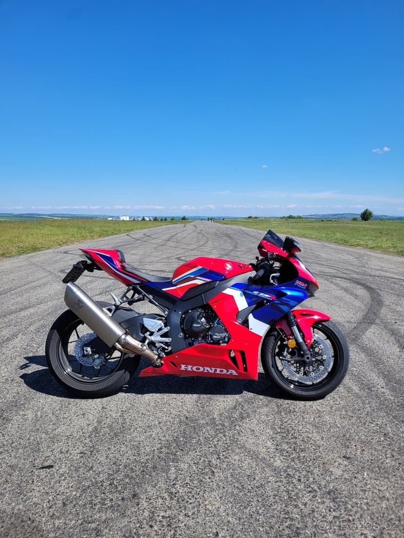 Honda CBR 1000RR-R 10/2021