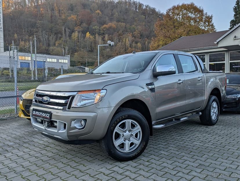 Ford Ranger LIMITED 3.2TDCi 147kW A/T KAMERA