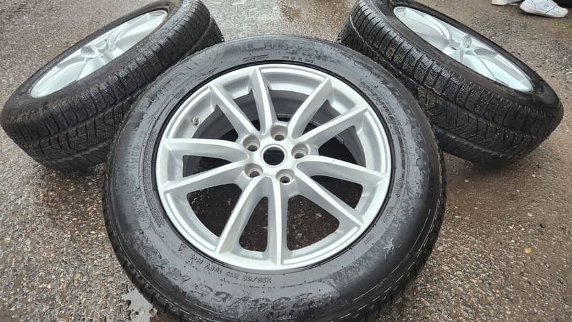 Zimní ALU kola R19 originál Land Rover Range Rover