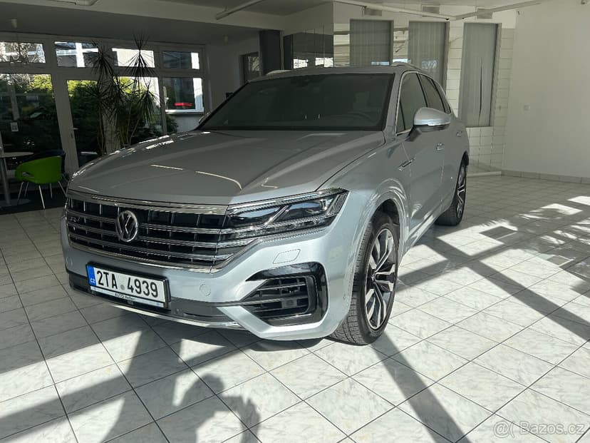 Volkswagen Touareg R Line 210kw TDi , DPH
