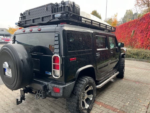 HUMMER H2