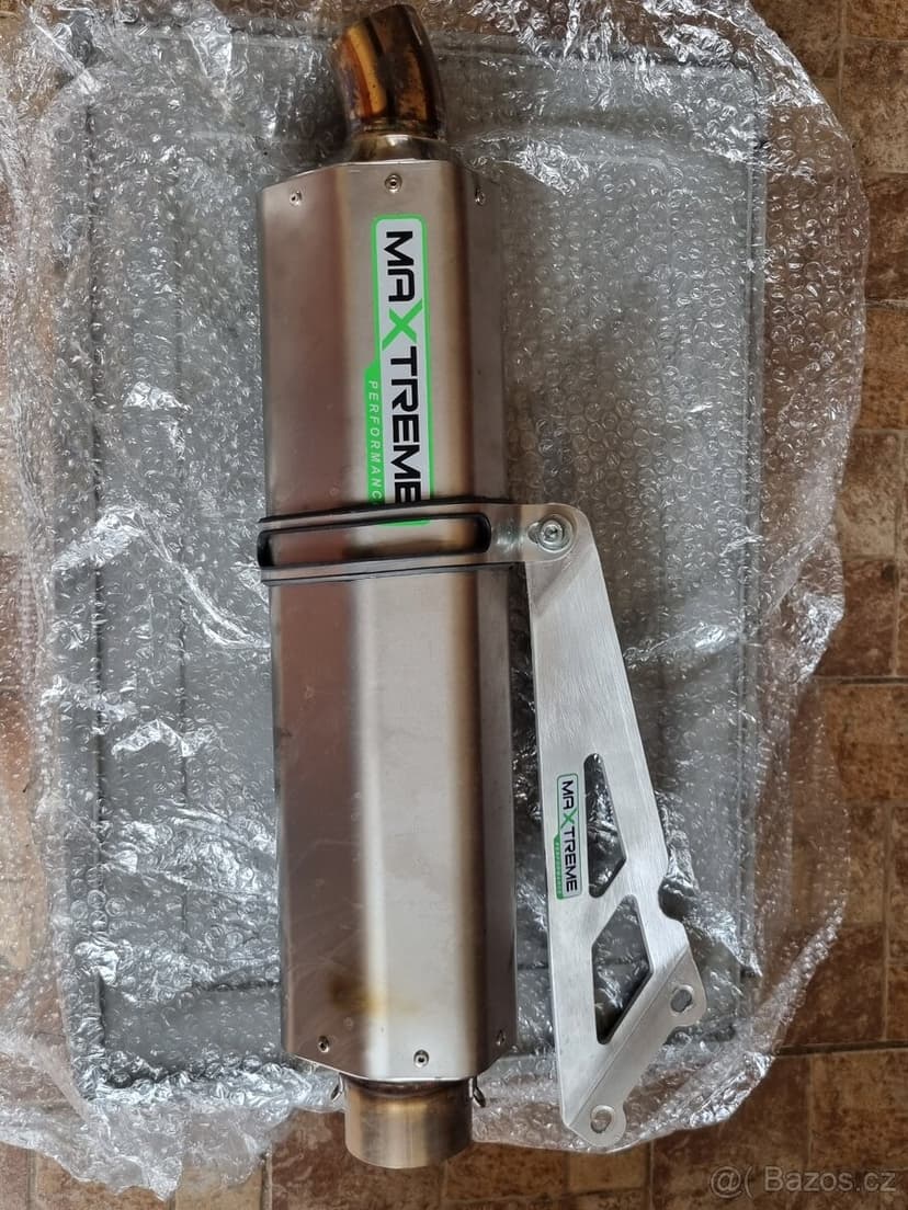 Bmw s 1000 rr  &  Kawasaki zx10 2011