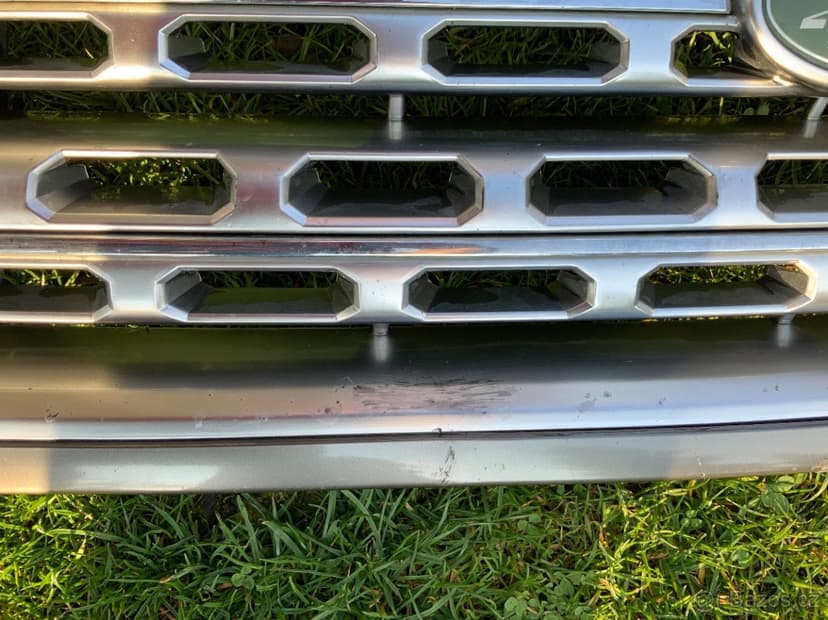 Range Rover LR 405 2012-2018 originál přední maska stříbrná